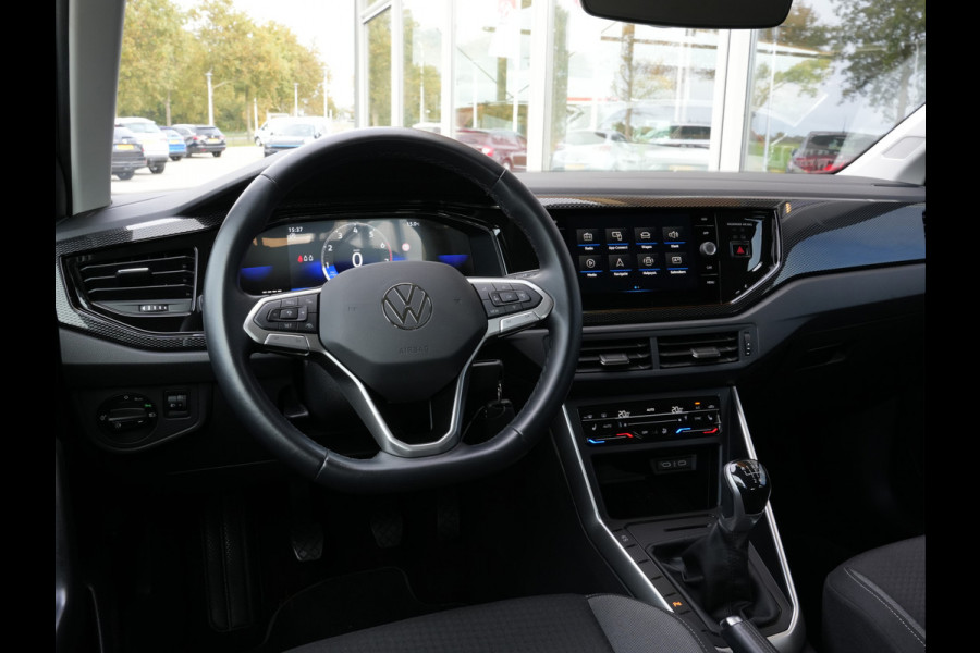 Volkswagen Taigo 1.0 TSI Life Business | Navigatie | Adaptive Cruise | Climate Control | Stoelverwarming