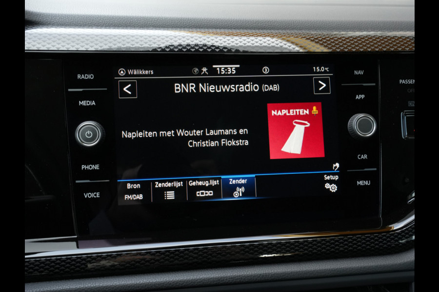 Volkswagen Taigo 1.0 TSI Life Business | Navigatie | Adaptive Cruise | Climate Control | Stoelverwarming