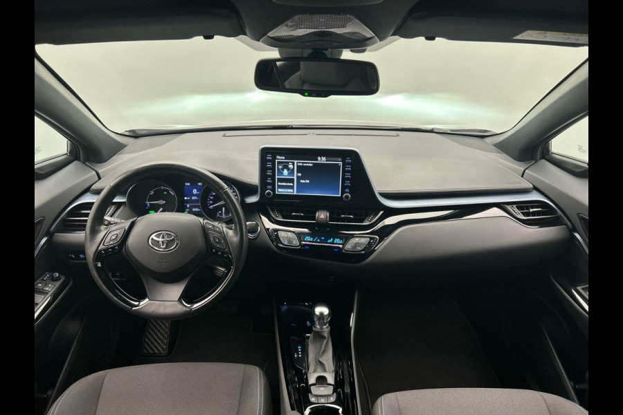 Toyota C-HR 2.0 Hybrid Bi-Tone Carplay Camera Climate-control Cruise Toyota C-HR 2.0 Hybrid Bi-Tone Carplay Camera Climate-control Cruise
