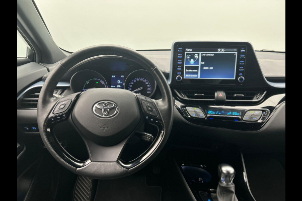 Toyota C-HR 2.0 Hybrid Bi-Tone Carplay Camera Climate-control Cruise Toyota C-HR 2.0 Hybrid Bi-Tone Carplay Camera Climate-control Cruise