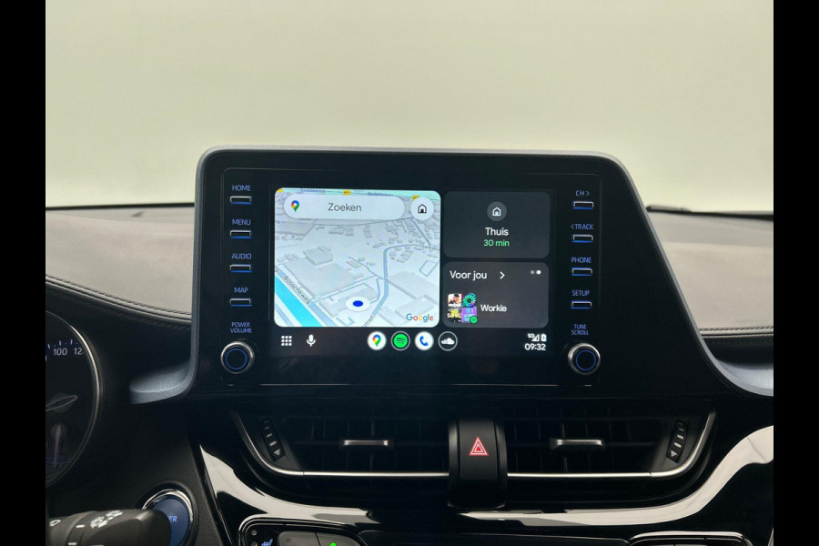 Toyota C-HR 2.0 Hybrid Bi-Tone Carplay Camera Climate-control Cruise Toyota C-HR 2.0 Hybrid Bi-Tone Carplay Camera Climate-control Cruise