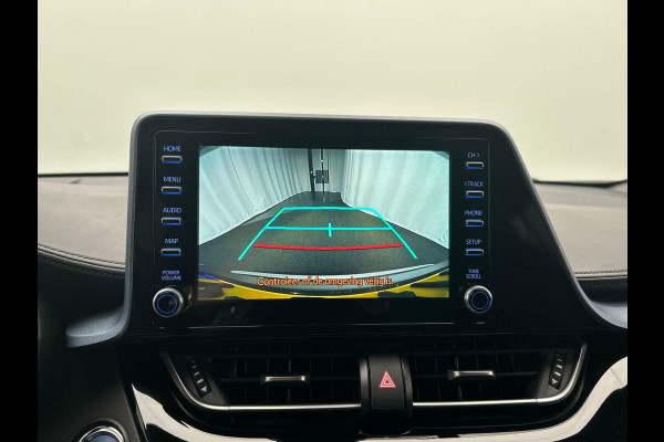 Toyota C-HR 2.0 Hybrid Bi-Tone Carplay Camera Climate-control Cruise Toyota C-HR 2.0 Hybrid Bi-Tone Carplay Camera Climate-control Cruise