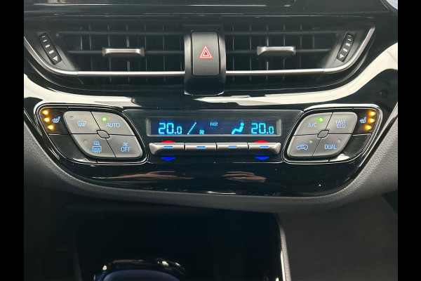 Toyota C-HR 2.0 Hybrid Bi-Tone Carplay Camera Climate-control Cruise Toyota C-HR 2.0 Hybrid Bi-Tone Carplay Camera Climate-control Cruise