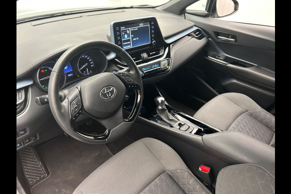 Toyota C-HR 2.0 Hybrid Bi-Tone Carplay Camera Climate-control Cruise Toyota C-HR 2.0 Hybrid Bi-Tone Carplay Camera Climate-control Cruise