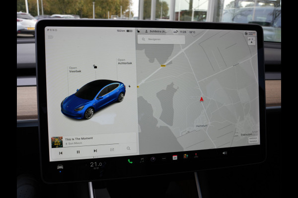 Tesla Model 3 Long Range AWD 75 kWh | Full Autopilot 3 | Navigatie | Climate Control Tesla Model 3 Long Range AWD 75 kWh | Full Autopilot 3 | Navigatie | Climate Control