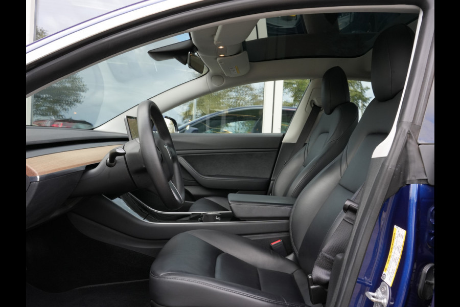 Tesla Model 3 Long Range AWD 75 kWh | Full Autopilot 3 | Navigatie | Climate Control Tesla Model 3 Long Range AWD 75 kWh | Full Autopilot 3 | Navigatie | Climate Control