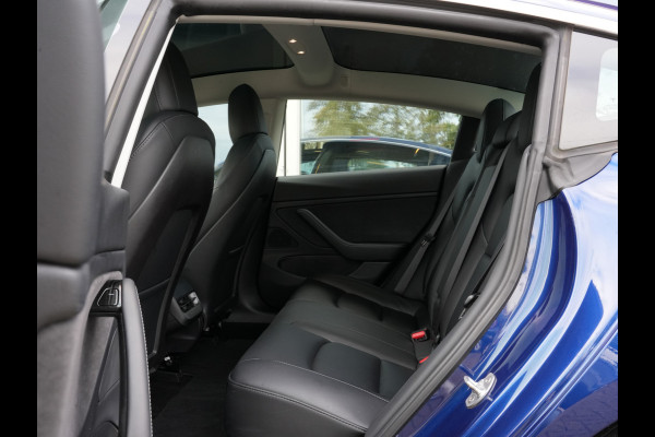 Tesla Model 3 Long Range AWD 75 kWh | Full Autopilot 3 | Navigatie | Climate Control Tesla Model 3 Long Range AWD 75 kWh | Full Autopilot 3 | Navigatie | Climate Control