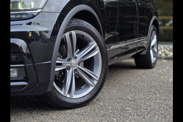 Volkswagen Tiguan 1.5 TSI ACT R-LINE|PANO|VIRT-COCKP.|ACC Volkswagen Tiguan 1.5 TSI ACT R-LINE|PANO|VIRT-COCKP.|ACC