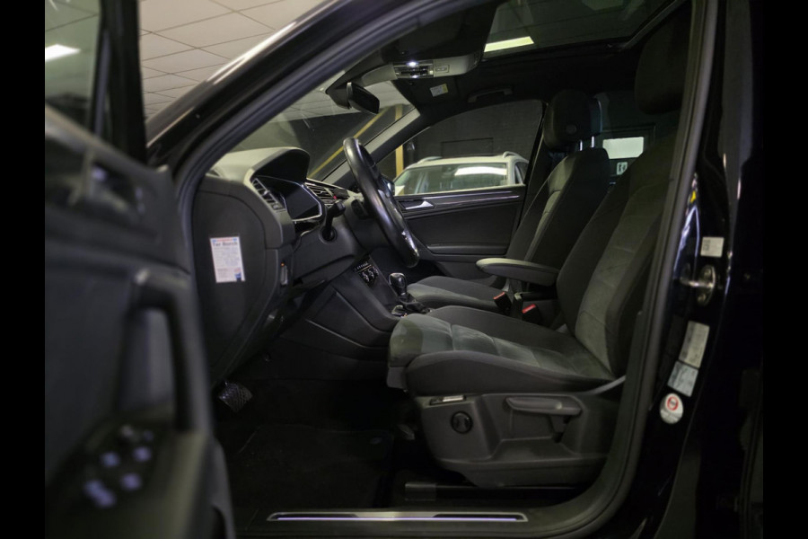 Volkswagen Tiguan 1.5 TSI ACT R-LINE|PANO|VIRT-COCKP.|ACC Volkswagen Tiguan 1.5 TSI ACT R-LINE|PANO|VIRT-COCKP.|ACC