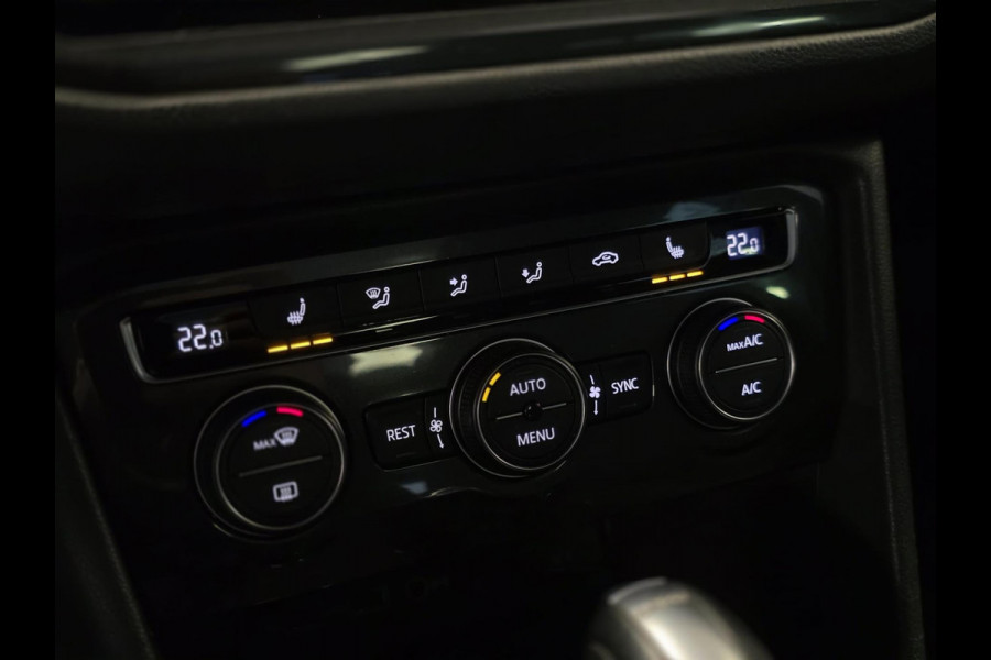 Volkswagen Tiguan 1.5 TSI ACT R-LINE|PANO|VIRT-COCKP.|ACC Volkswagen Tiguan 1.5 TSI ACT R-LINE|PANO|VIRT-COCKP.|ACC