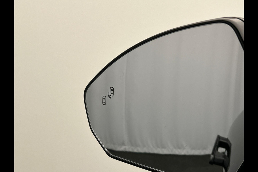 Lynk & Co 08 1.5 More * Direct Beschikbaar * Harman/Kardon Stoelmassage 200km Elektrisch 21''