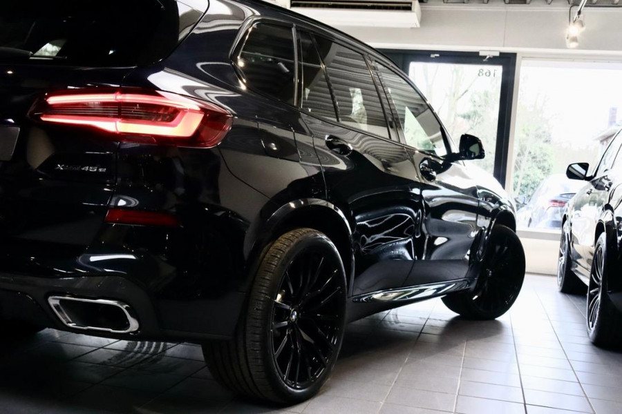 BMW X5 xDrive45e M Sport| PANO| LASER| HK| HUD| TrkHk|BTW BMW X5 xDrive45e M Sport| PANO| LASER| HK| HUD| TrkHk|BTW