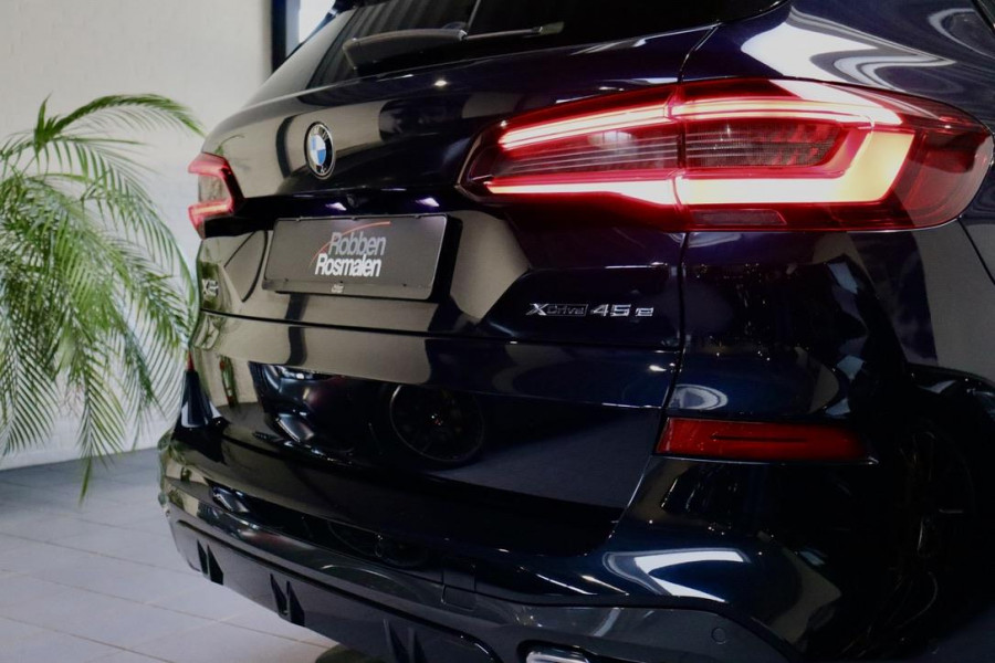 BMW X5 xDrive45e M Sport| PANO| LASER| HK| HUD| TrkHk|BTW BMW X5 xDrive45e M Sport| PANO| LASER| HK| HUD| TrkHk|BTW