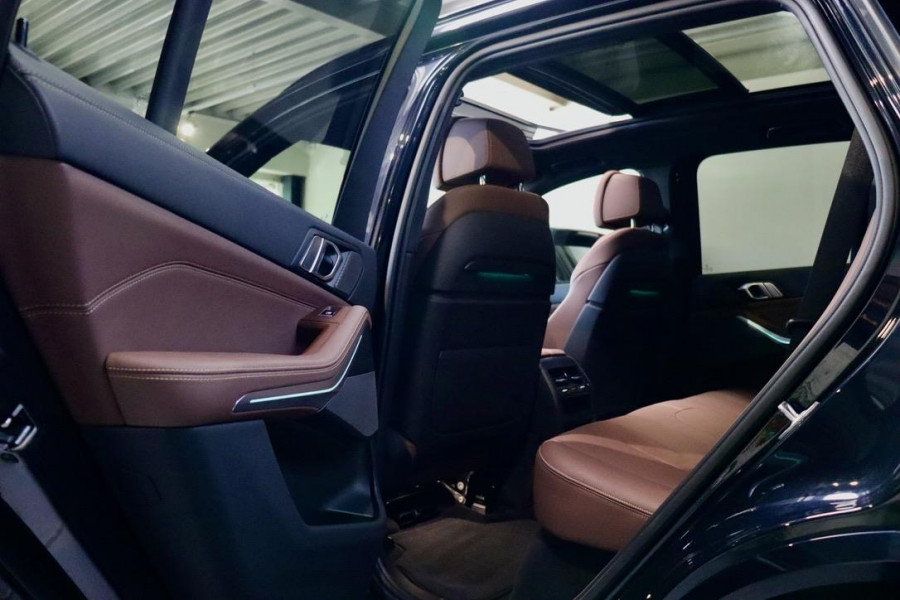 BMW X5 xDrive45e M Sport| PANO| LASER| HK| HUD| TrkHk|BTW BMW X5 xDrive45e M Sport| PANO| LASER| HK| HUD| TrkHk|BTW