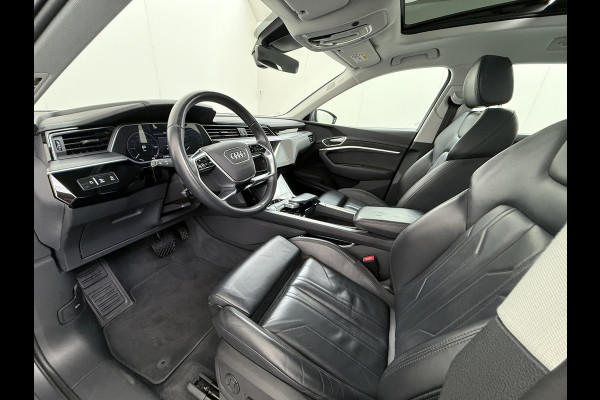 Audi e-tron 50 Quattro 313pk SOH 92% Leer Pano-dak Bang&Olufsen®-Hifi Memory Adaptieve Cruise Control Stoelverwarming DAB Elek.verst.Stoelen Led Elek.Achterklep Business Edition Plus 71kWh 1e Eigenaar Origineel Nederlandse Auto Nieuwprijs €75.963,-