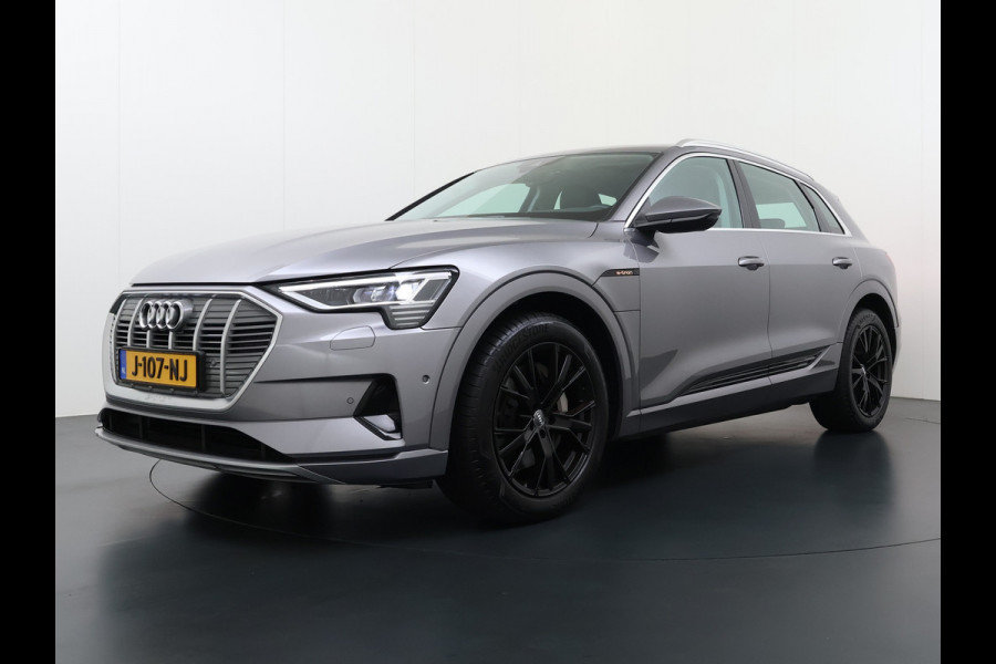 Audi e-tron 50 Quattro 313pk SOH 92% Leer Pano-dak Bang&Olufsen®-Hifi Memory Adaptieve Cruise Control Stoelverwarming DAB Elek.verst.Stoelen Led Elek.Achterklep Business Edition Plus 71kWh 1e Eigenaar Origineel Nederlandse Auto Nieuwprijs €75.963,-