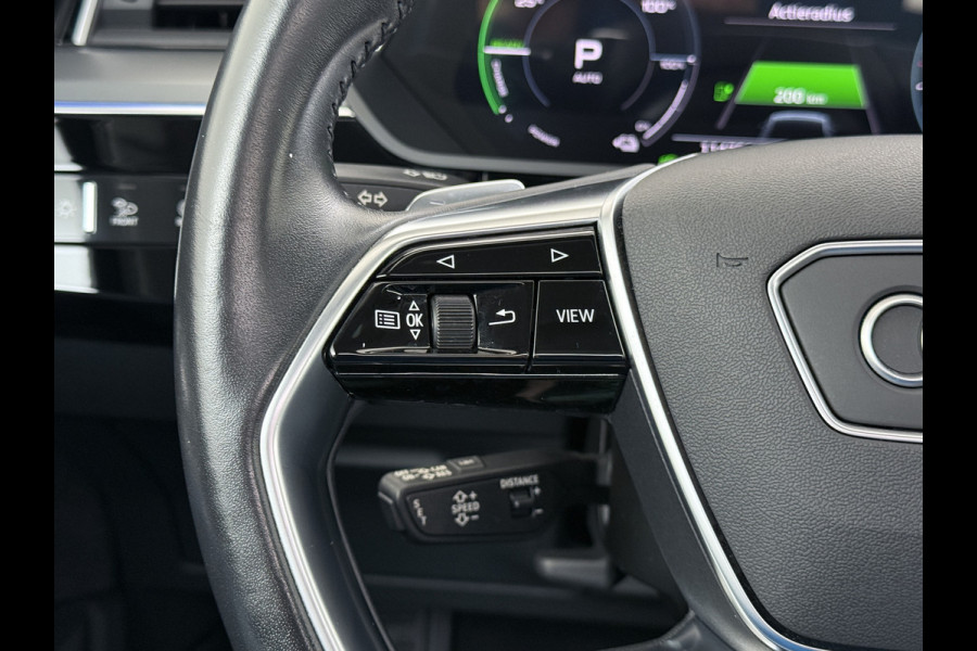 Audi e-tron 50 Quattro 313pk SOH 92% Leer Pano-dak Bang&Olufsen®-Hifi Memory Adaptieve Cruise Control Stoelverwarming DAB Elek.verst.Stoelen Led Elek.Achterklep Business Edition Plus 71kWh 1e Eigenaar Origineel Nederlandse Auto Nieuwprijs €75.963,-