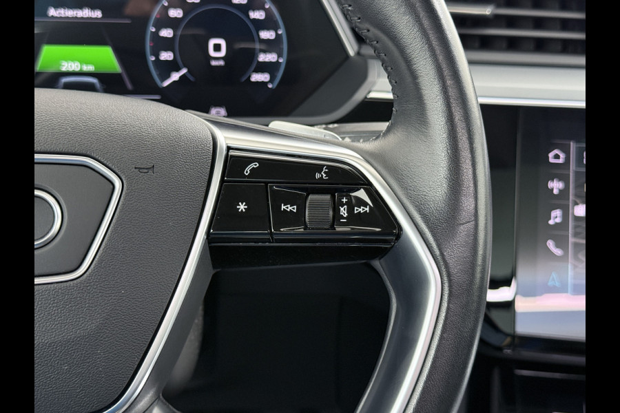 Audi e-tron 50 Quattro 313pk SOH 92% Leer Pano-dak Bang&Olufsen®-Hifi Memory Adaptieve Cruise Control Stoelverwarming DAB Elek.verst.Stoelen Led Elek.Achterklep Business Edition Plus 71kWh 1e Eigenaar Origineel Nederlandse Auto Nieuwprijs €75.963,-