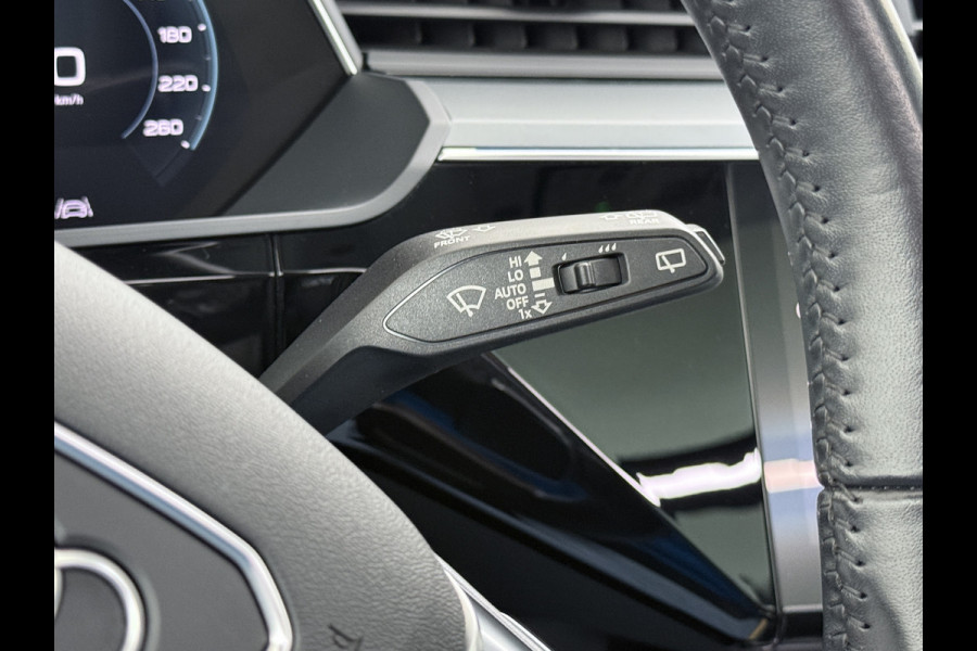 Audi e-tron 50 Quattro 313pk SOH 92% Leer Pano-dak Bang&Olufsen®-Hifi Memory Adaptieve Cruise Control Stoelverwarming DAB Elek.verst.Stoelen Led Elek.Achterklep Business Edition Plus 71kWh 1e Eigenaar Origineel Nederlandse Auto Nieuwprijs €75.963,-