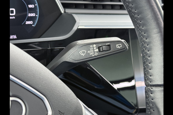 Audi e-tron 50 Quattro 313pk SOH 92% Leer Pano-dak Bang&Olufsen®-Hifi Memory Adaptieve Cruise Control Stoelverwarming DAB Elek.verst.Stoelen Led Elek.Achterklep Business Edition Plus 71kWh 1e Eigenaar Origineel Nederlandse Auto Nieuwprijs €75.963,-