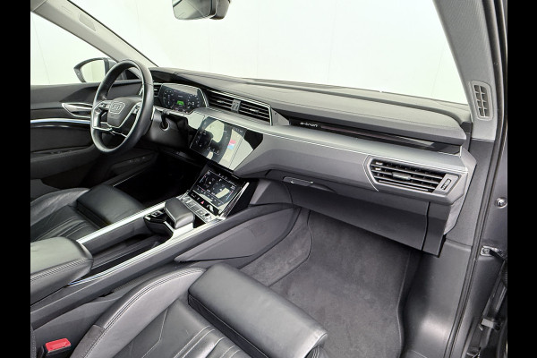 Audi e-tron 50 Quattro 313pk SOH 92% Leer Pano-dak Bang&Olufsen®-Hifi Memory Adaptieve Cruise Control Stoelverwarming DAB Elek.verst.Stoelen Led Elek.Achterklep Business Edition Plus 71kWh 1e Eigenaar Origineel Nederlandse Auto Nieuwprijs €75.963,-