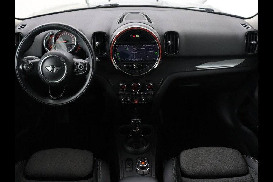 MINI Countryman 1.5 One Business Edition | Harman/Kardon | Carplay | Full LED | Keyless | Navigatie | Park Assist | Half leder | Climate control | Cruise control
