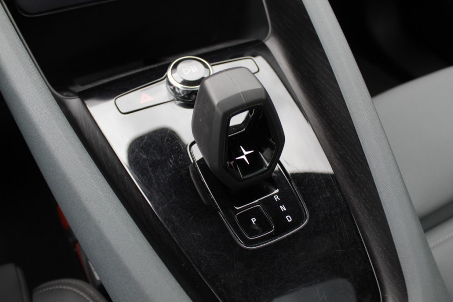 Polestar 2 Long Range Dual Motor Launch Edition 78kWh / Trekhaak / Panoramadak / 360Camera / ACC / Virtual Cockpit / Keyless / DAB / Stuurverwarming