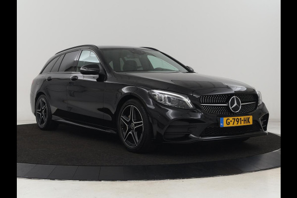 Mercedes-Benz C-Klasse 160 AMG Upgrade Edition | Trekhaak | Stoelverwarming | Night Pack | Carplay | Sfeerverlichting | Digital Cockpit | Leder/Alcantara | Navigatie | Camera | Park Assist Mercedes-Benz C-Klasse 160 AMG Upgrade Edition | Trekhaak | Stoelverwarming | Night Pack | Carplay | Sfeerverlichting | Digital Cockpit | Leder/Alcantara | Navigatie | Camera | Park Assist