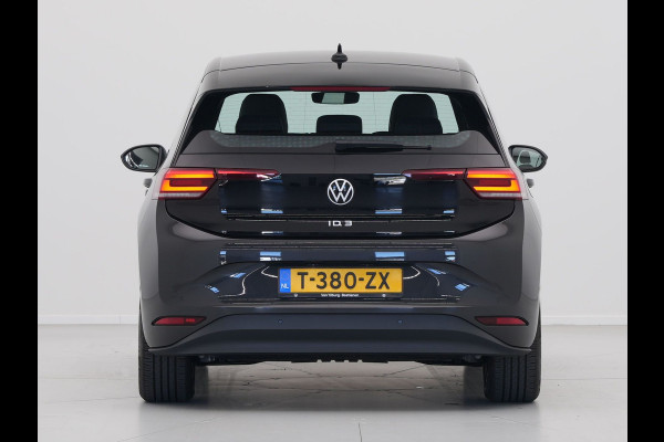 Volkswagen ID.3 Pure 150 pk Navigatie Camera Stoelverwarming Acc 333 Volkswagen ID.3 Pure 150 pk Navigatie Camera Stoelverwarming Acc 333