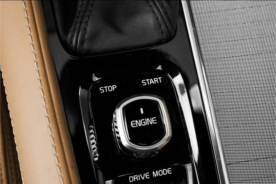 Volvo V90 2.0 T5 Inscription Pano HUD Camera Elek Trekhaak Volvo V90 2.0 T5 Inscription Pano HUD Camera Elek Trekhaak