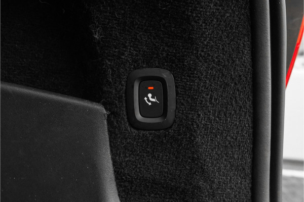 Volvo V90 2.0 T5 Inscription Pano HUD Camera Elek Trekhaak Volvo V90 2.0 T5 Inscription Pano HUD Camera Elek Trekhaak