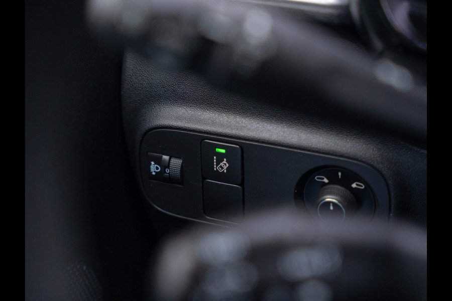 Citroën C3 1.2 PureTech Feel / Cruise / Carplay / Navi / NL auto / Clima Citroën C3 1.2 PureTech Feel / Cruise / Carplay / Navi / NL auto / Clima