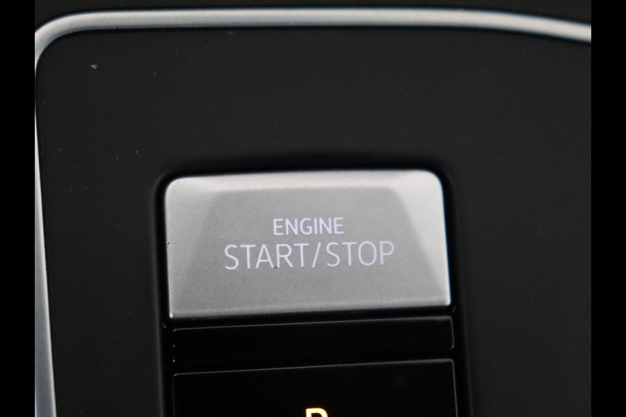 Volkswagen Golf 1.4 eHybrid Style | Massage | Carplay | Memory | Sfeerverlichting | Adaptive cruise | Navigatie | Parkeerhulp | Full LED | Climate control | PHEV | Plug In Volkswagen Golf 1.4 eHybrid Style | Massage | Carplay | Memory | Sfeerverlichting | Adaptive cruise | Navigatie | Parkeerhulp | Full LED | Climate control | PHEV | Plug In
