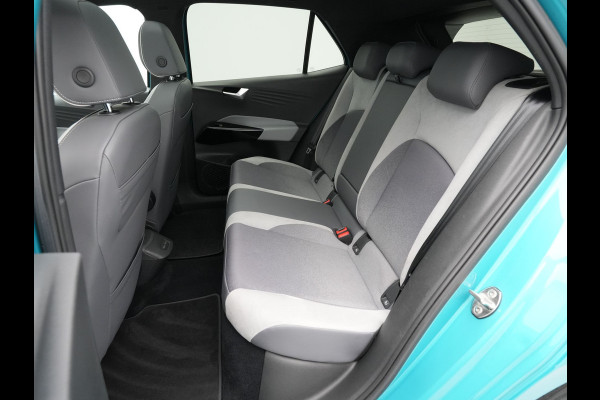 Volkswagen ID.3 First Max 58 kWh 204pk Panorama Navigatie Camera Acc Stoelverwarming 301 Volkswagen ID.3 First Max 58 kWh 204pk Panorama Navigatie Camera Acc Stoelverwarming 301