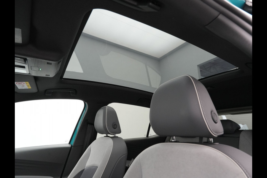 Volkswagen ID.3 First Max 58 kWh 204pk Panorama Navigatie Camera Acc Stoelverwarming 301 Volkswagen ID.3 First Max 58 kWh 204pk Panorama Navigatie Camera Acc Stoelverwarming 301