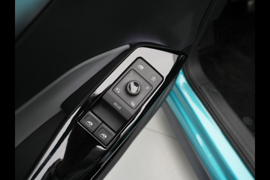 Volkswagen ID.3 First Max 58 kWh 204pk Panorama Navigatie Camera Acc Stoelverwarming 301 Volkswagen ID.3 First Max 58 kWh 204pk Panorama Navigatie Camera Acc Stoelverwarming 301
