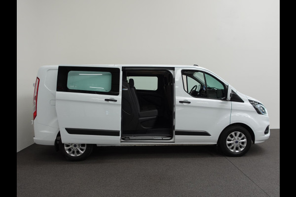 Ford Transit Custom L2H1 Automaat Dubbele cabine Trend Navi Trekhaak Cruise Control Parkeersensoren Airco Bluetooth Euro6