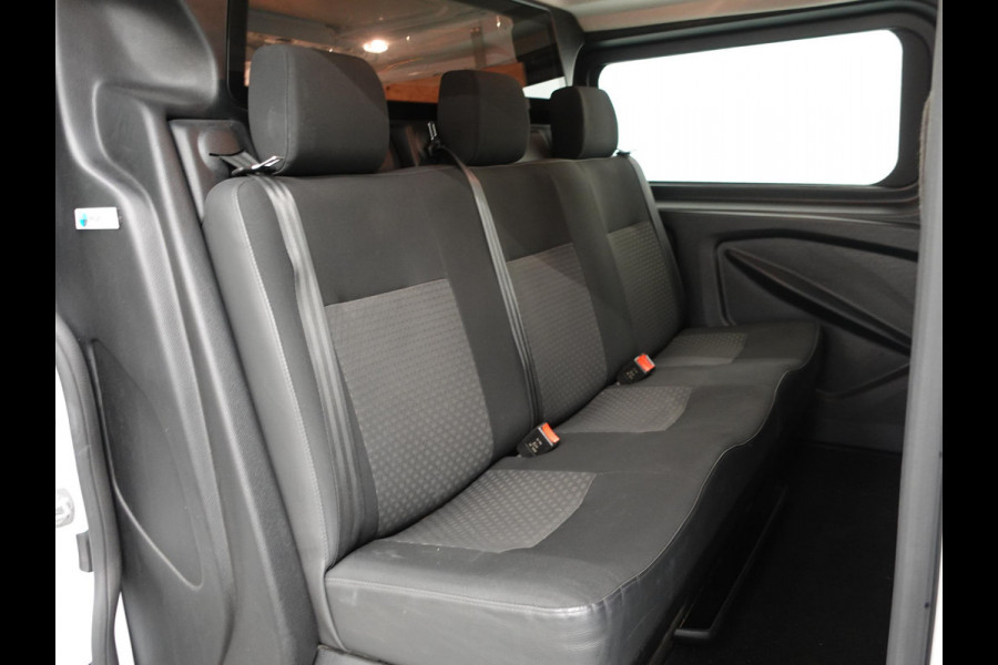 Ford Transit Custom L2H1 Automaat Dubbele cabine Trend Navi Trekhaak Cruise Control Parkeersensoren Airco Bluetooth Euro6