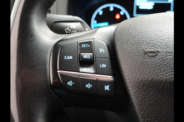 Ford Transit Custom L2H1 Automaat Dubbele cabine Trend Navi Trekhaak Cruise Control Parkeersensoren Airco Bluetooth Euro6