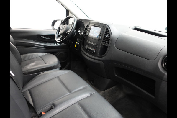 Mercedes-Benz Vito 114 CDI Automaat Dubbele Cabine 6-zits Navigatie Apple Carplay Trekhaak Cruise control  Euro6 Mercedes-Benz Vito 114 CDI Automaat Dubbele Cabine 6-zits Navigatie Apple Carplay Trekhaak Cruise control  Euro6