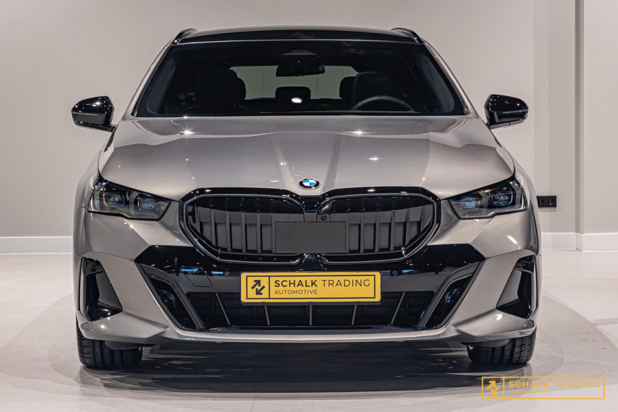 BMW 5 Serie Touring 520i|M-sport|Fiscal €68.000|HUD|H&K|Pano