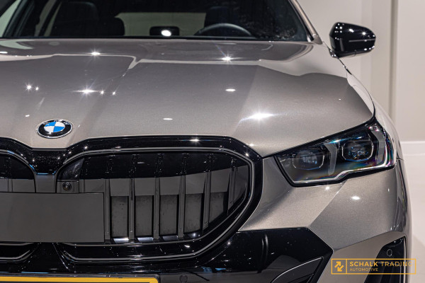 BMW 5 Serie Touring 520i|M-sport|Fiscal €68.000|HUD|H&K|Pano