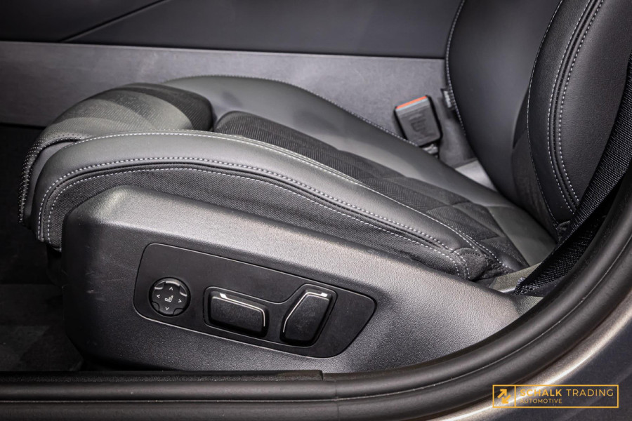 BMW 5 Serie Touring 520i|M-sport|Fiscal €68.000|HUD|H&K|Pano