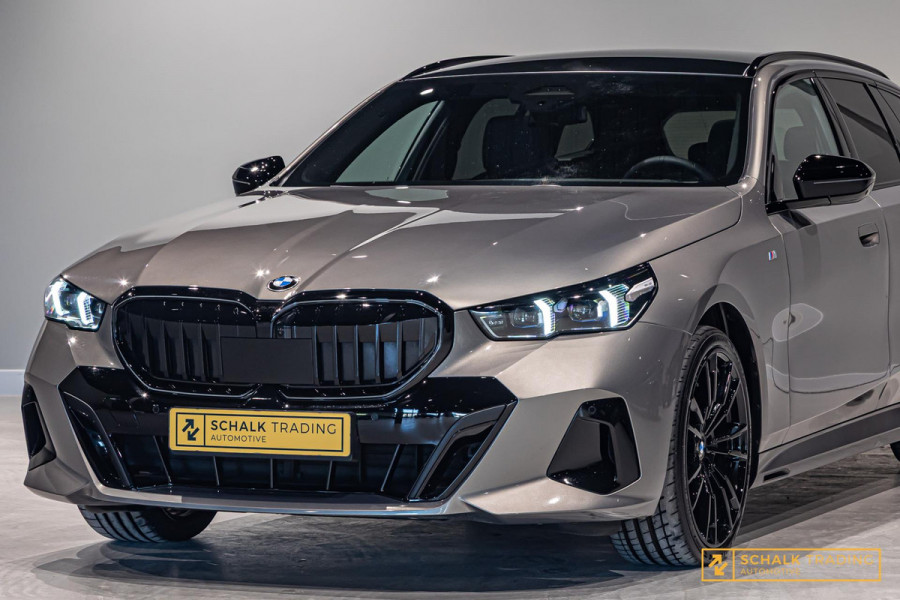 BMW 5 Serie Touring 520i|M-sport|Fiscal €68.000|HUD|H&K|Pano