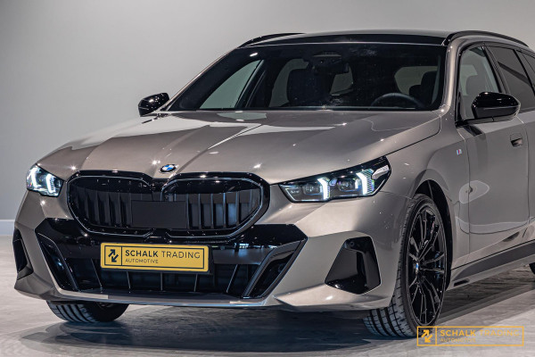 BMW 5 Serie Touring 520i|M-sport|Fiscal €68.000|HUD|H&K|Pano