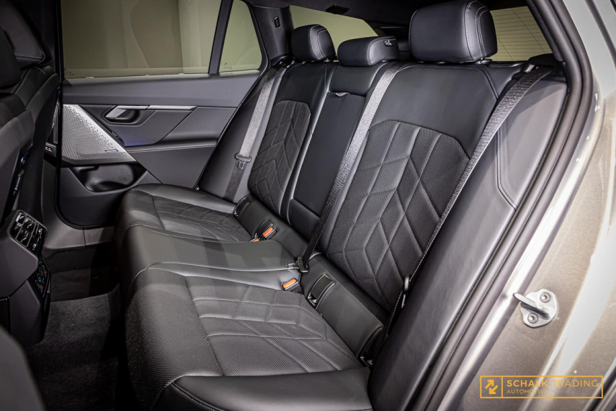 BMW 5 Serie Touring 520i|M-sport|Fiscal €68.000|HUD|H&K|Pano