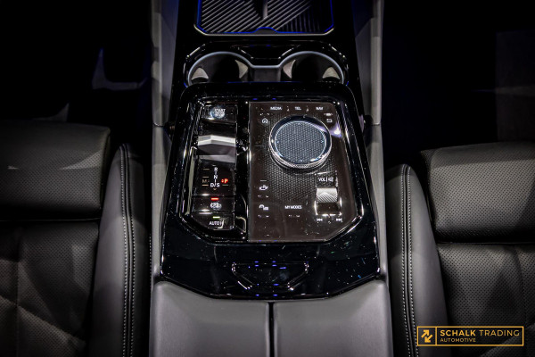 BMW 5 Serie Touring 520i|M-sport|Fiscal €68.000|HUD|H&K|Pano