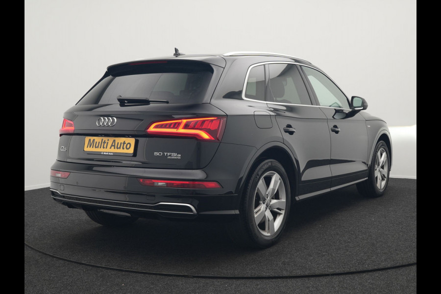 Audi Q5 50 TFSI e quattro S Line Plug In Hybrid 299pk Dealer O.H PHEV | Luchtvering | Trekhaak Af Fabriek | Adaptive Cruise | Camera | Virtual | Apple Carplay | Alcantara Sportstoelen Verwarmd | Keyless | Navigatie | DAB | Audi Q5 50 TFSI e quattro S Line Plug In Hybrid 299pk Dealer O.H PHEV | Luchtvering | Trekhaak Af Fabriek | Adaptive Cruise | Camera | Virtual | Apple Carplay | Alcantara Sportstoelen Verwarmd | Keyless | Navigatie | DAB |