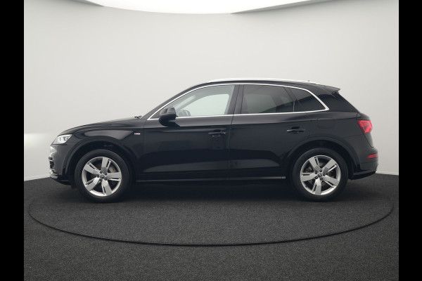 Audi Q5 50 TFSI e quattro S Line Plug In Hybrid 299pk Dealer O.H PHEV | Luchtvering | Trekhaak Af Fabriek | Adaptive Cruise | Camera | Virtual | Apple Carplay | Alcantara Sportstoelen Verwarmd | Keyless | Navigatie | DAB | Audi Q5 50 TFSI e quattro S Line Plug In Hybrid 299pk Dealer O.H PHEV | Luchtvering | Trekhaak Af Fabriek | Adaptive Cruise | Camera | Virtual | Apple Carplay | Alcantara Sportstoelen Verwarmd | Keyless | Navigatie | DAB |