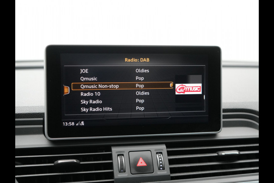 Audi Q5 50 TFSI e quattro S Line Plug In Hybrid 299pk Dealer O.H PHEV | Luchtvering | Trekhaak Af Fabriek | Adaptive Cruise | Camera | Virtual | Apple Carplay | Alcantara Sportstoelen Verwarmd | Keyless | Navigatie | DAB | Audi Q5 50 TFSI e quattro S Line Plug In Hybrid 299pk Dealer O.H PHEV | Luchtvering | Trekhaak Af Fabriek | Adaptive Cruise | Camera | Virtual | Apple Carplay | Alcantara Sportstoelen Verwarmd | Keyless | Navigatie | DAB |